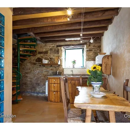 Casa Del Valle Perdido 2 Holiday home Revelillas