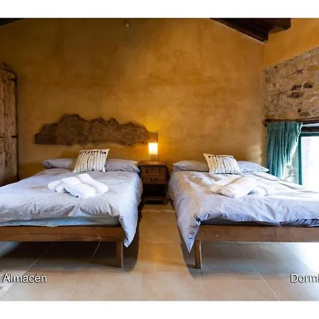 Casa Del Valle Perdido 2 Holiday home Revelillas